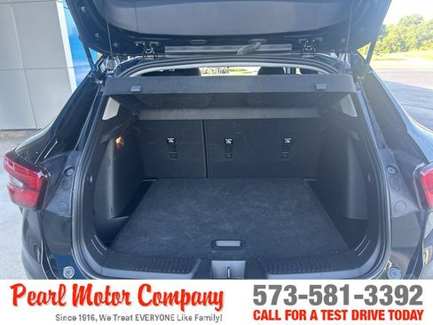 Certified 2024 Chevrolet Trax ACTIV w/ Sunroof Package FWD image 22