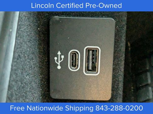 Certified 2025 Lincoln Navigator Reserve image 28