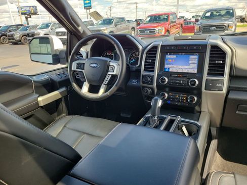 Certified 2019 Ford F150 Lariat w/ Equipment Group 502A Luxury AWD/4WD image 13