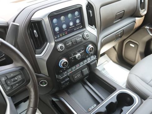 Used 2022 GMC Sierra 1500 SLT w/ SLT Premium Plus Package AWD/4WD image 26