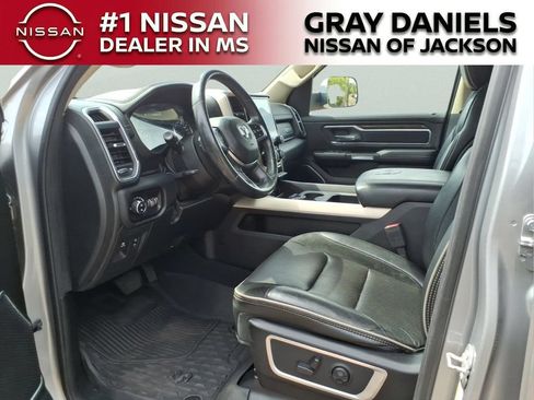 Used 2019 RAM 1500 Laramie AWD/4WD image 24