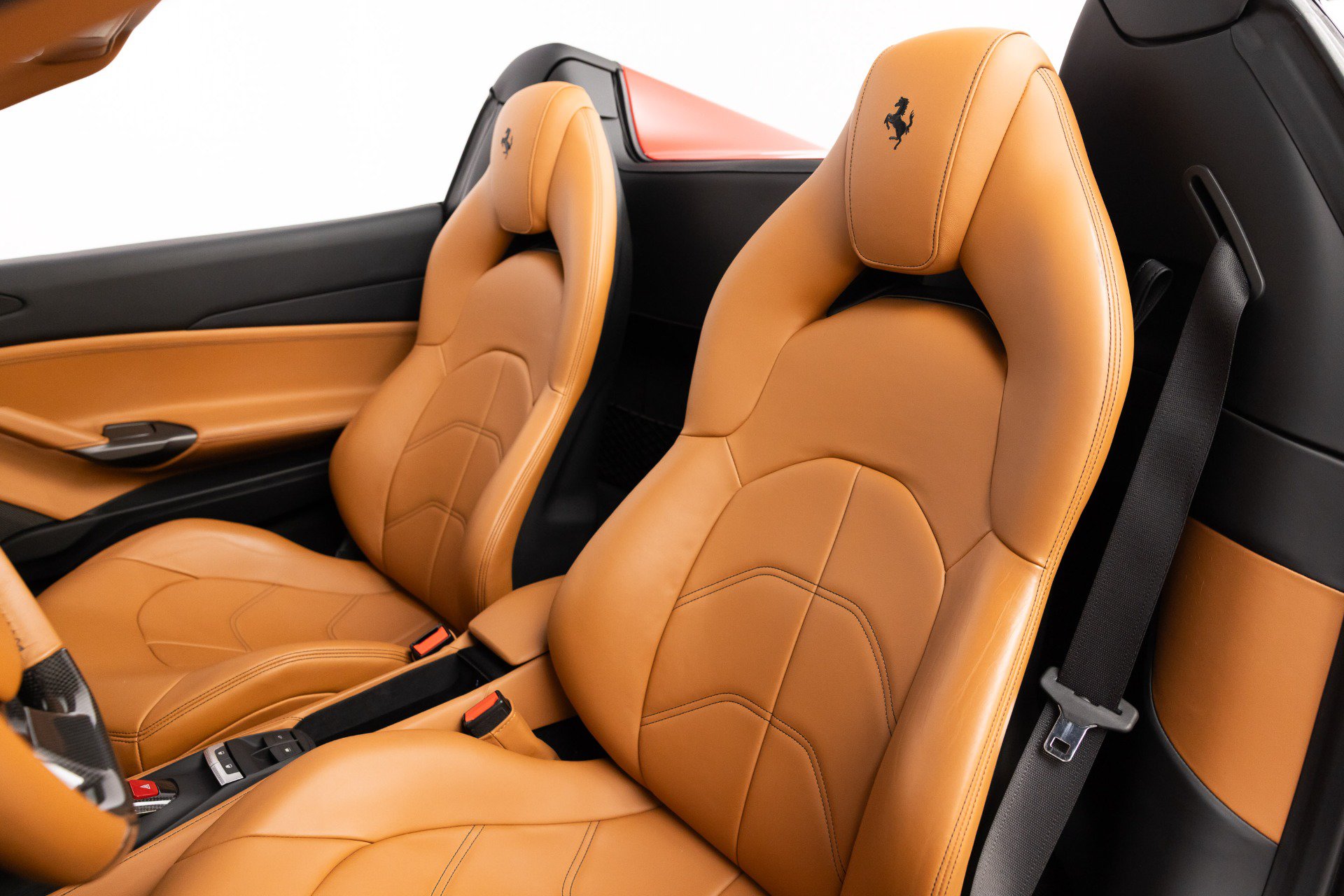Certified 2019 Ferrari 488 Spider RWD image 3