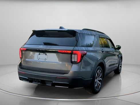 Used 2026 Ford Explorer ST-Line w/ ST-Line Street Pack RWD image 26