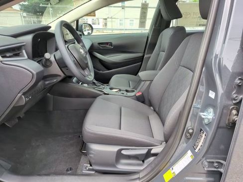 Used 2026 Toyota Corolla LE w/ LE Premium Package FWD image 15