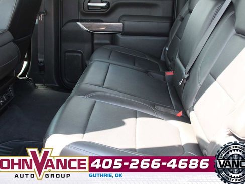 Used 2020 Chevrolet Silverado 2500 LTZ w/ Z71 Off-Road Package AWD/4WD image 27