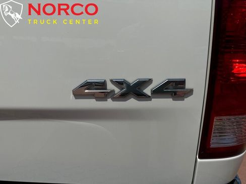 Used 2018 RAM 3500 SLT image 12