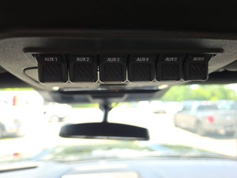 Used 2024 Ford F350 Platinum AWD/4WD image 31