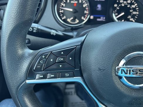 Used 2018 Nissan Rogue S AWD/4WD image 22