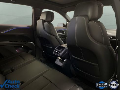 Used 2024 Cadillac Lyriq Luxury image 66