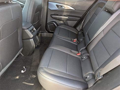 New 2026 Chevrolet Equinox EV LT image 17