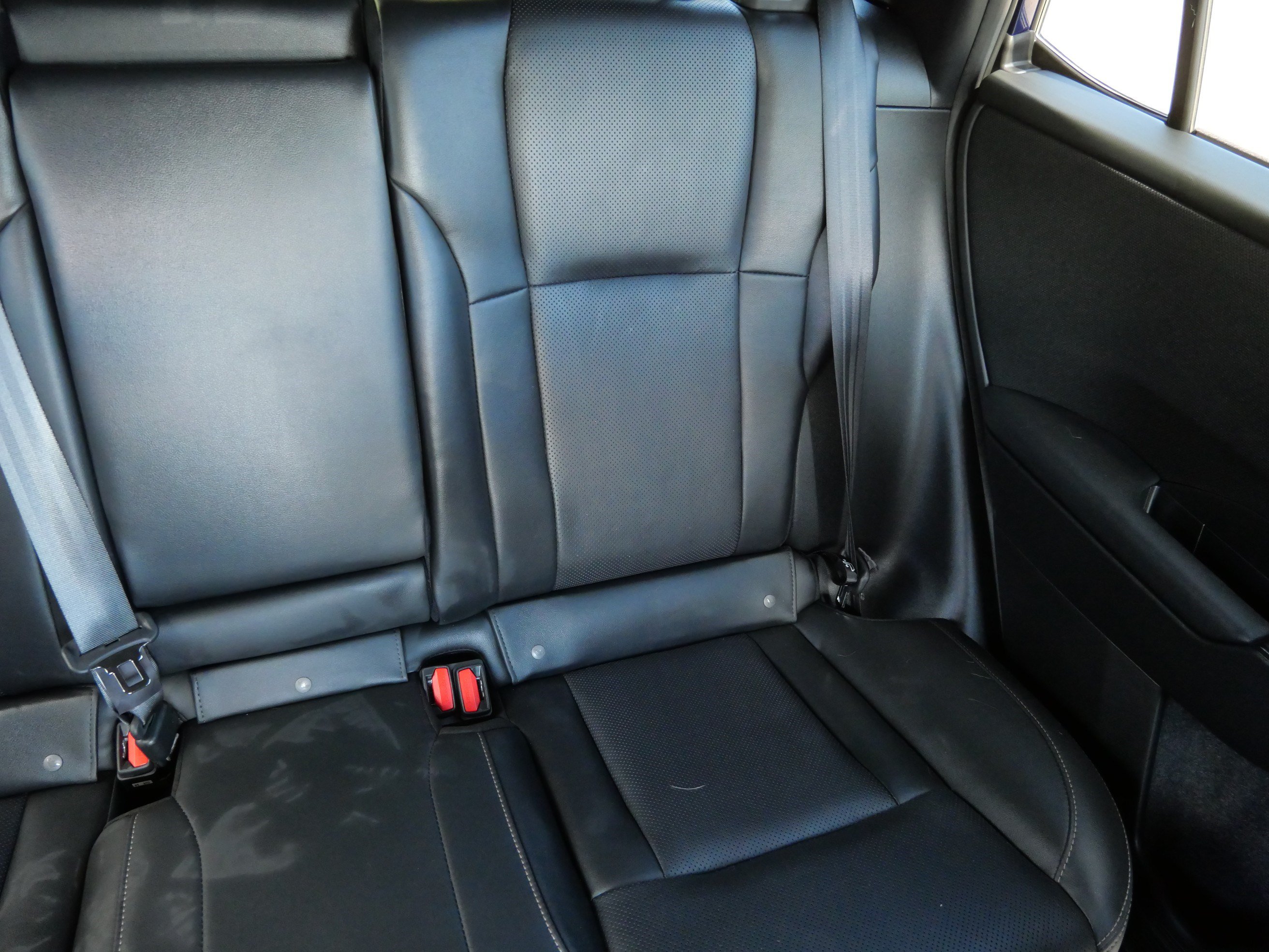 Used 2026 Subaru Outback Limited AWD/4WD image 14