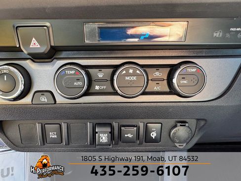 Used 2023 Toyota Tacoma TRD Off-Road AWD/4WD image 31