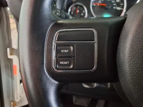 Used 2016 Jeep Wrangler Unlimited Sahara AWD/4WD image 24