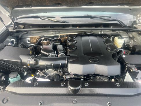 Certified 2024 Toyota 4Runner SR5 image 3