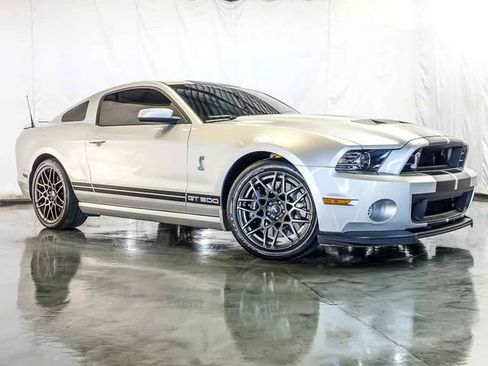 Used 2014 Ford Mustang Shelby GT500 w/ Equipment Group 821A RWD image 2