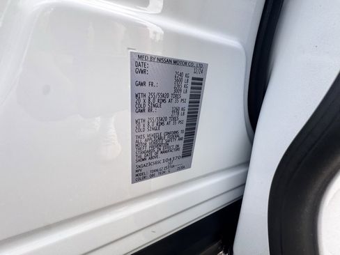 Certified 2025 Nissan Murano SL image 31