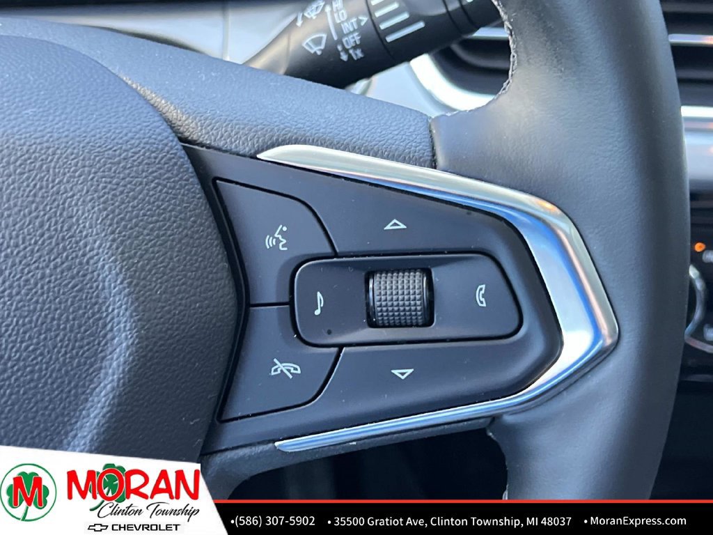 Certified 2025 Chevrolet Trax LT w/ Sunroof Package FWD image 26