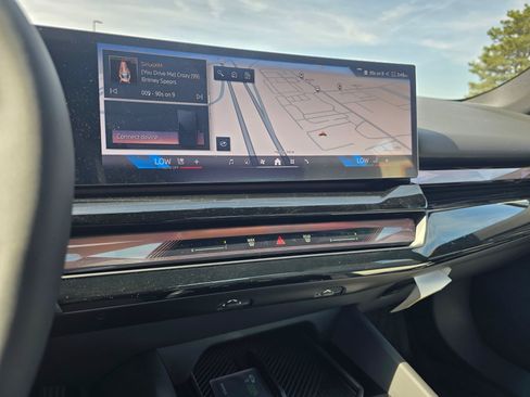 New 2027 BMW 530i xDrive AWD/4WD image 18