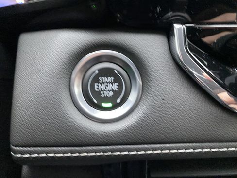 Used 2023 Chevrolet Colorado LT w/ LT Convenience Package III image 25