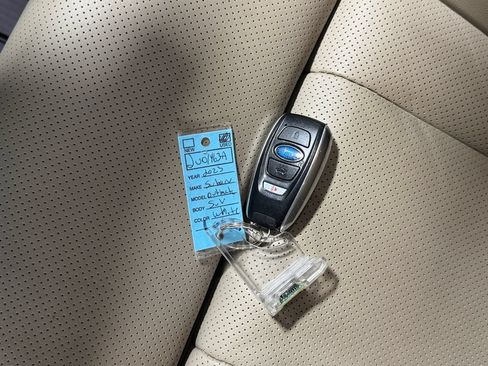 Used 2022 Subaru Outback Limited AWD/4WD image 32