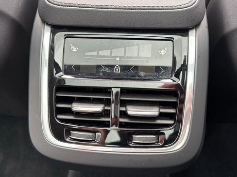 Certified 2023 Volvo XC90 B6 Plus w/ Protection Package Premier AWD/4WD image 21