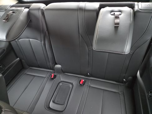 Used 2026 INFINITI QX60 Luxe w/ Cargo Package image 9