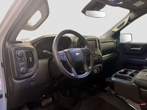 Used 2024 Chevrolet Silverado 1500 Custom AWD/4WD image 9