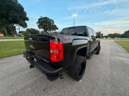 Used 2015 GMC Sierra 1500 Denali AWD/4WD image 36