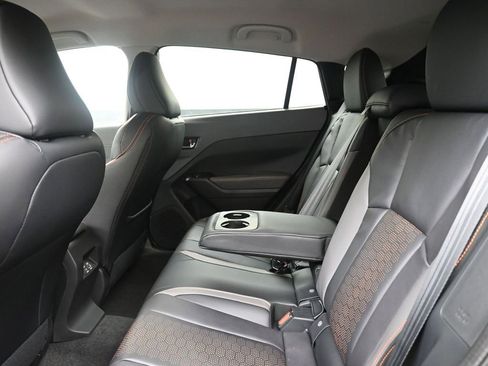 New 2026 Subaru Crosstrek 2.5i Limited w/ Crosstrek Mirror Package image 18