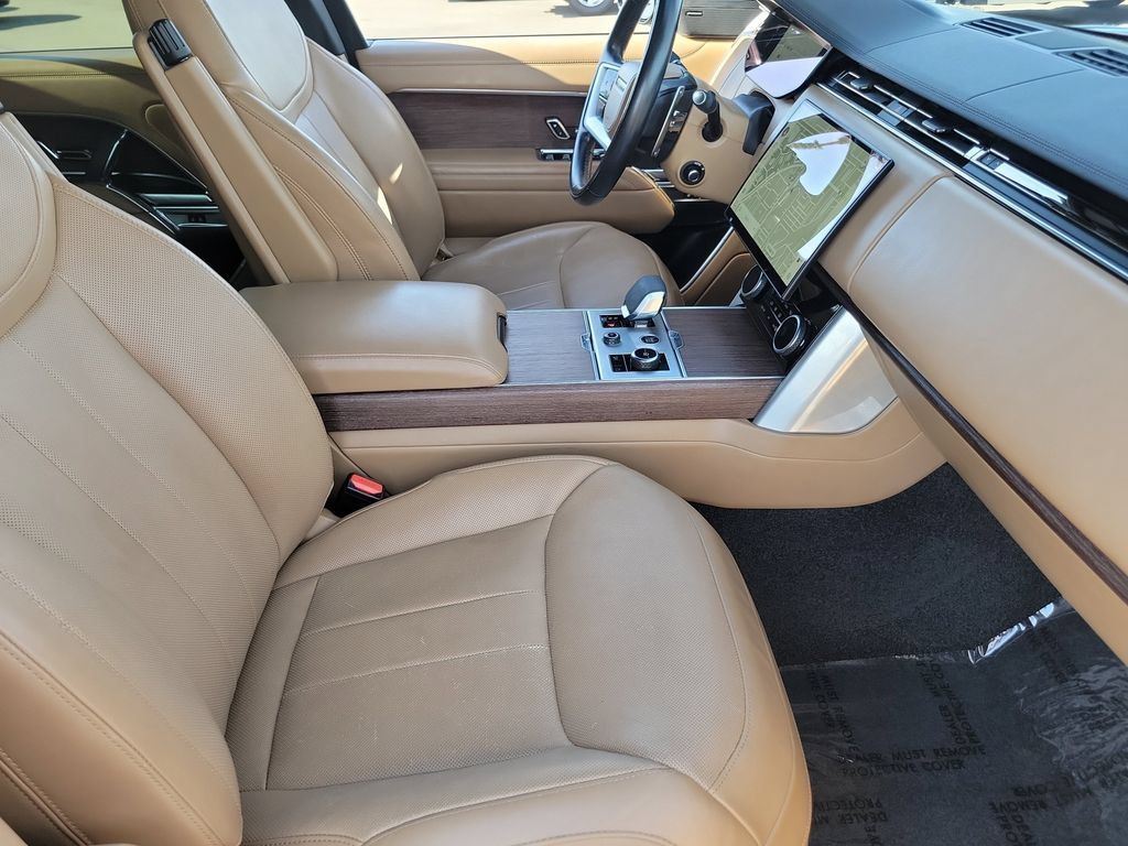 Used 2023 Land Rover Range Rover SE AWD/4WD image 17