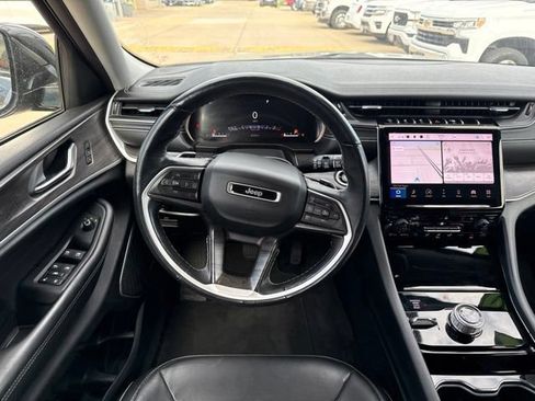 Used 2022 Jeep Grand Cherokee L Limited AWD/4WD image 20