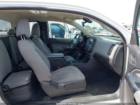 Used 2017 Chevrolet Colorado W/T w/ WT Convenience Package RWD image 5