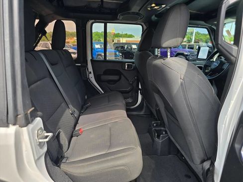 Used 2021 Jeep Wrangler Unlimited Sport AWD/4WD image 13