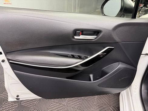 Used 2020 Toyota Corolla XLE w/ Carpet Mat Package (TMS) FWD image 35