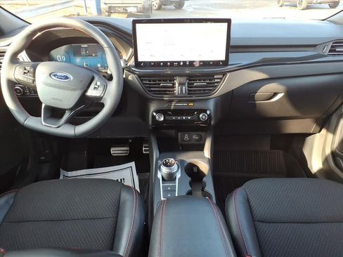 Certified 2024 Ford Escape ST-Line Select w/ Tech Pack #2 image 12