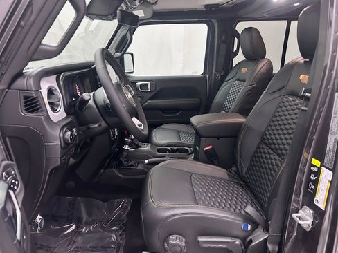 New 2025 Jeep Wrangler Unlimited Sahara w/ Safety Group AWD/4WD image 12