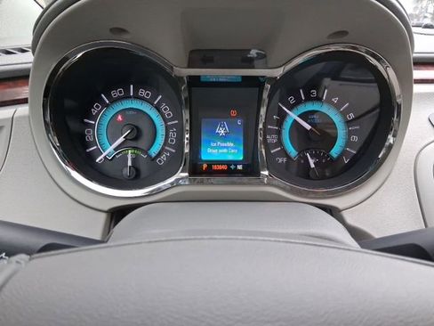 Used 2012 Buick LaCrosse Premium image 17