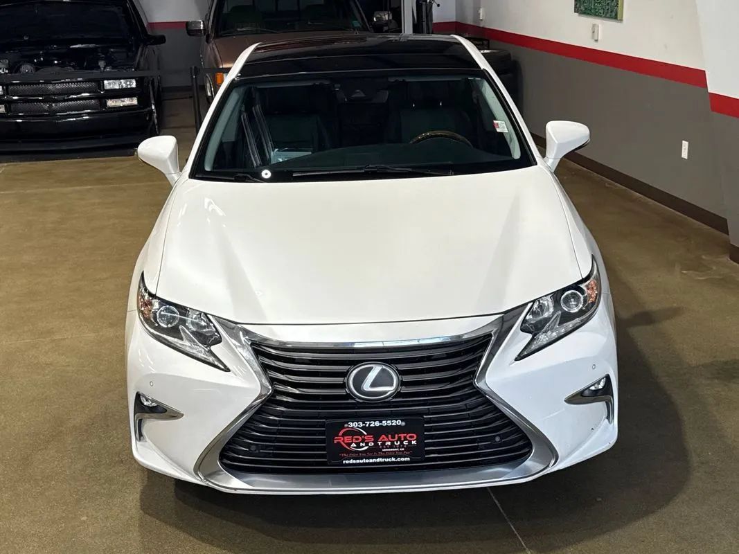 Used 2017 Lexus ES 350 w/ Navigation System Package FWD image 8