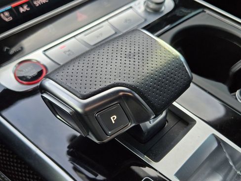 Used 2023 Audi SQ8 Prestige image 26