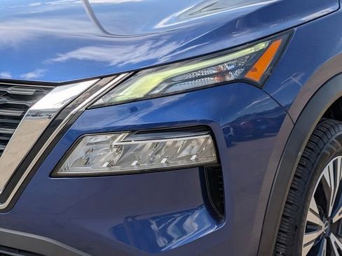 Used 2023 Nissan Rogue SV w/ SV Premium Package AWD/4WD image 10
