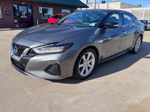 Used 2019 Nissan Maxima 3.5 SL FWD image 1