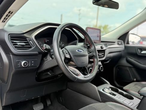 Certified 2022 Ford Escape SEL w/ SEL Stealth AWD Package image 12