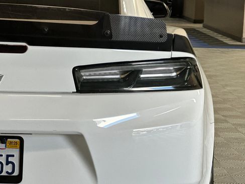 Used 2018 Chevrolet Camaro SS image 48