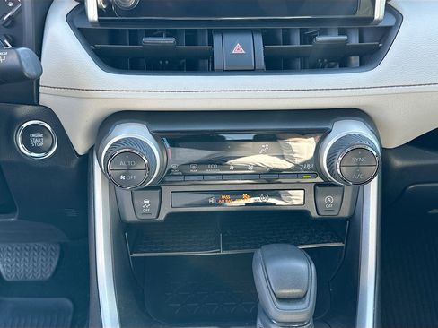 Used 2023 Toyota RAV4 XLE w/ Convenience Package image 16