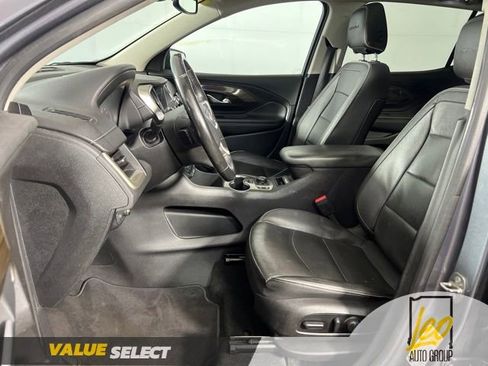 Used 2019 GMC Terrain Denali w/ Advanced Safety Package AWD/4WD image 10