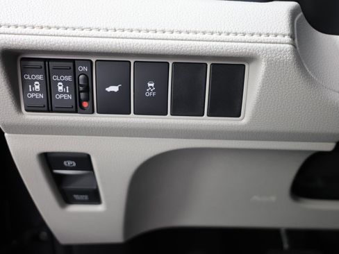 Used 2026 Honda Odyssey EX-L image 22