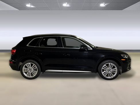 Used 2018 Audi Q5 2.0T Premium Plus w/ Premium Plus Package AWD/4WD image 7