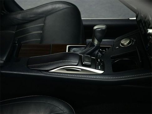 Used 2016 Lexus ES 350 w/ Luxury Package w/Wood Trim image 26