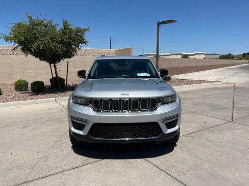 Used 2024 Jeep Grand Cherokee Limited 4xe w/ Luxury Tech Group II AWD/4WD image 4