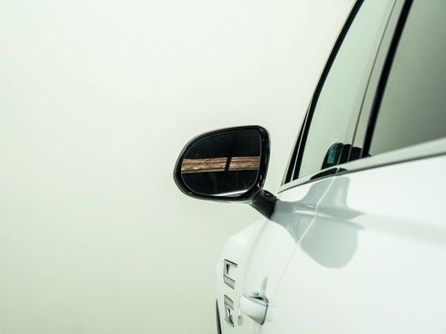 Used 2025 Genesis GV80 2.5T Standard AWD/4WD image 14